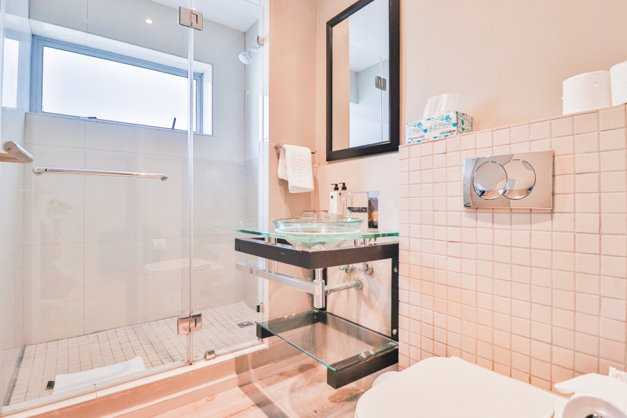 2 Bedroom Property for Sale in Bloubergstrand Western Cape